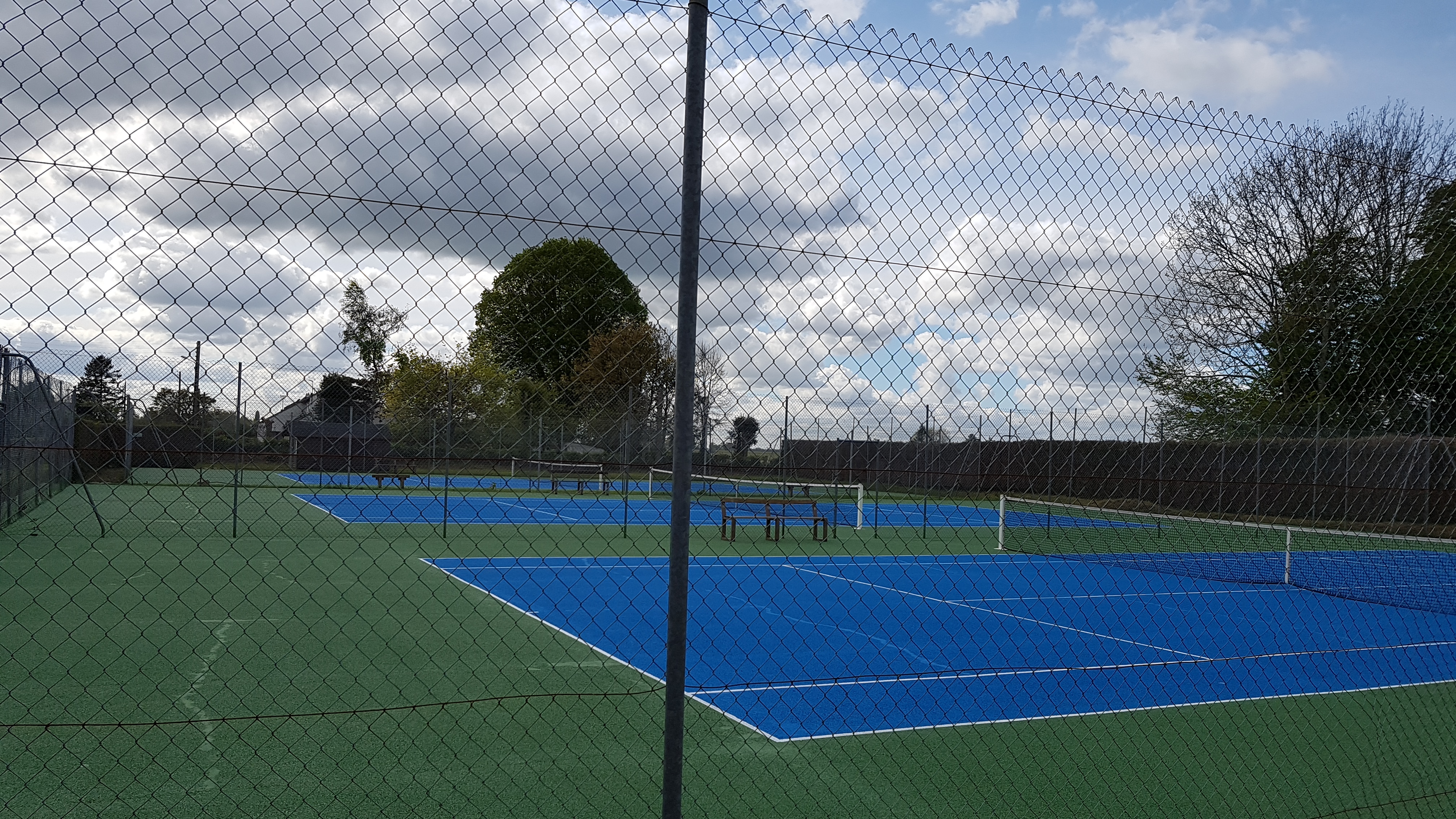 Régénération des courts de tennis en béton poreux